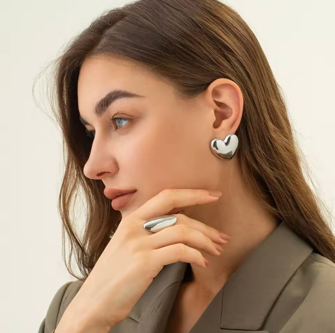 Papou studs
