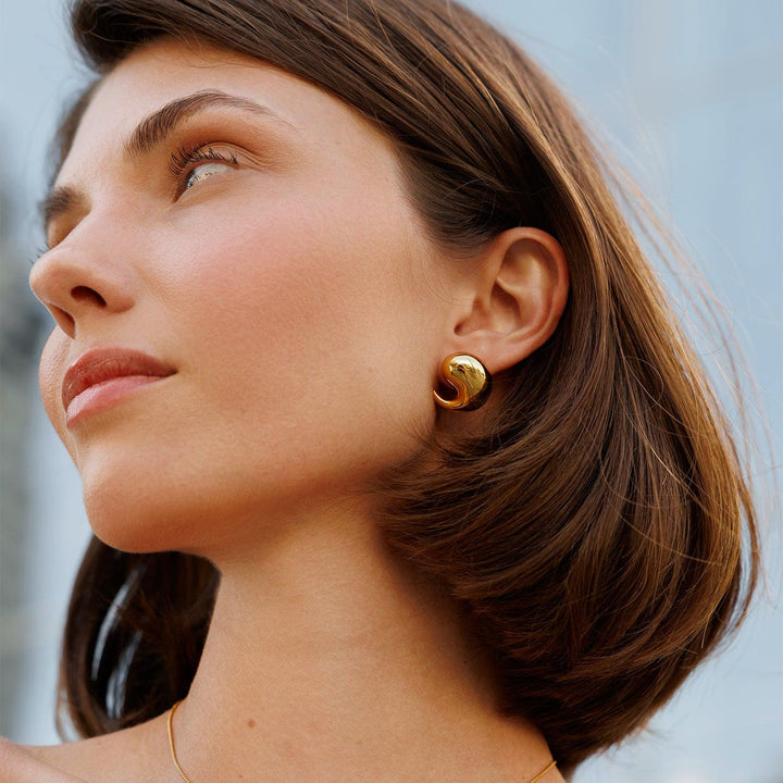 Louisa studs
